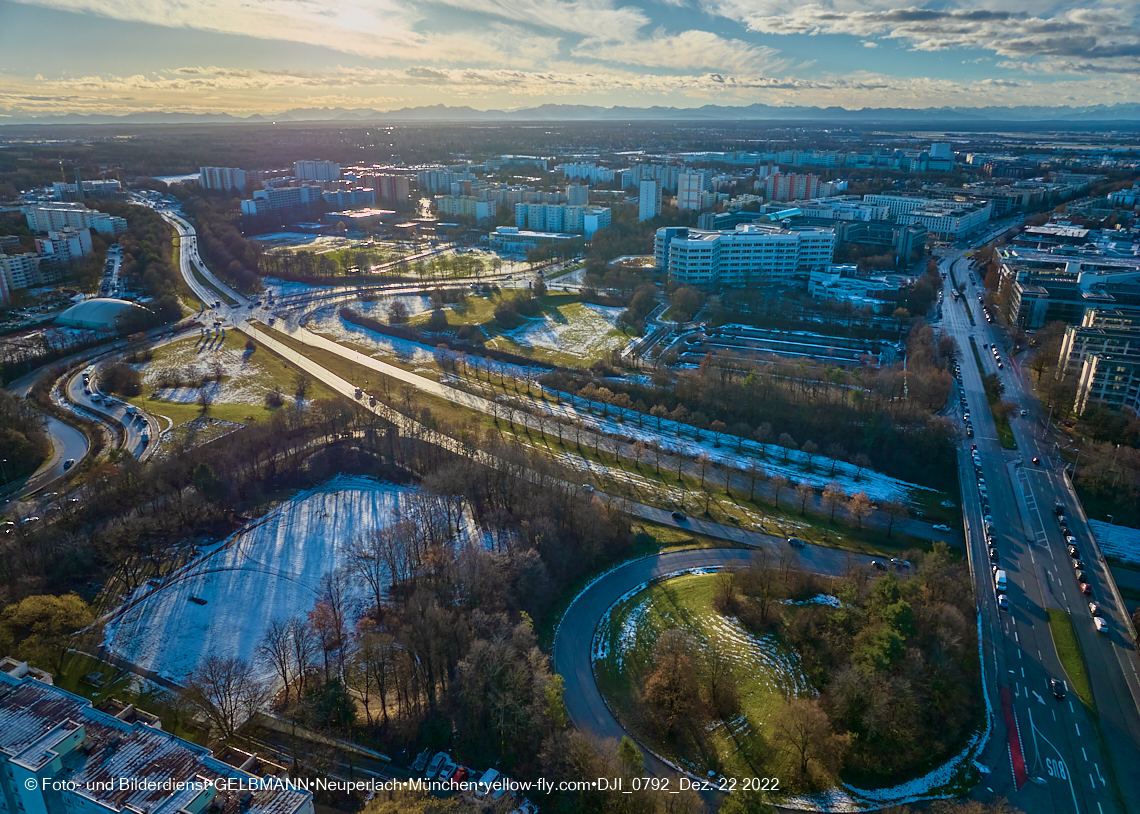 22.12.2022 - Plettzentrum - Rentenversicherung - Ständlerstraße in Neuperlach